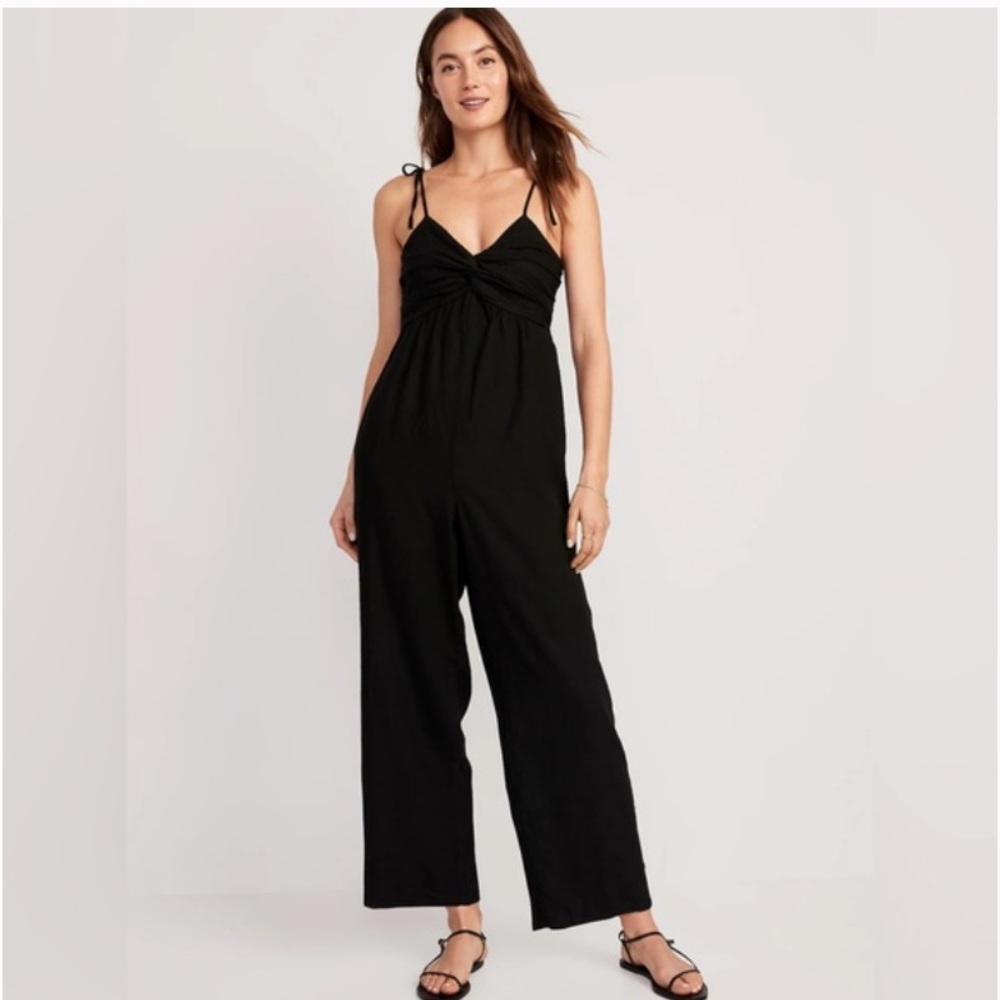 Black jumpsuit - Picture 1 of 3